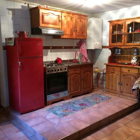 فيلا بيسكاسيروليفي Casa Con Giardino المظهر الخارجي الصورة