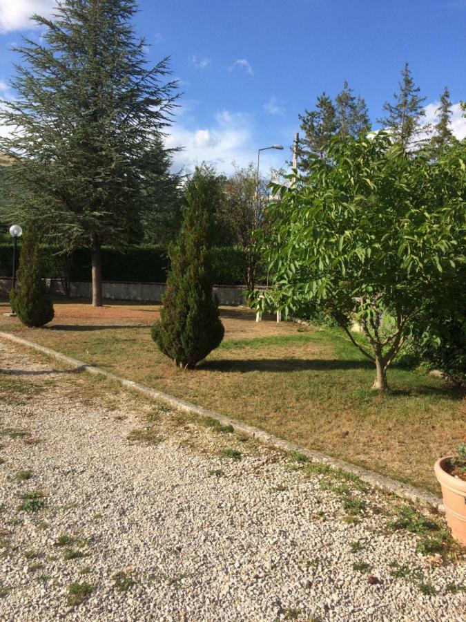 فيلا بيسكاسيروليفي Casa Con Giardino المظهر الخارجي الصورة