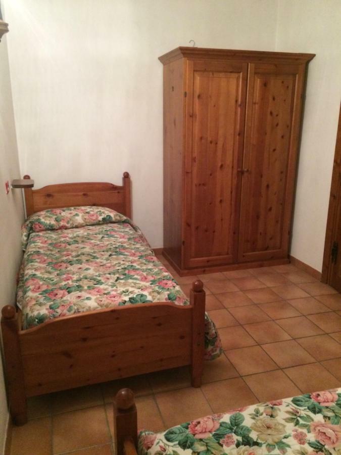 فيلا بيسكاسيروليفي Casa Con Giardino المظهر الخارجي الصورة